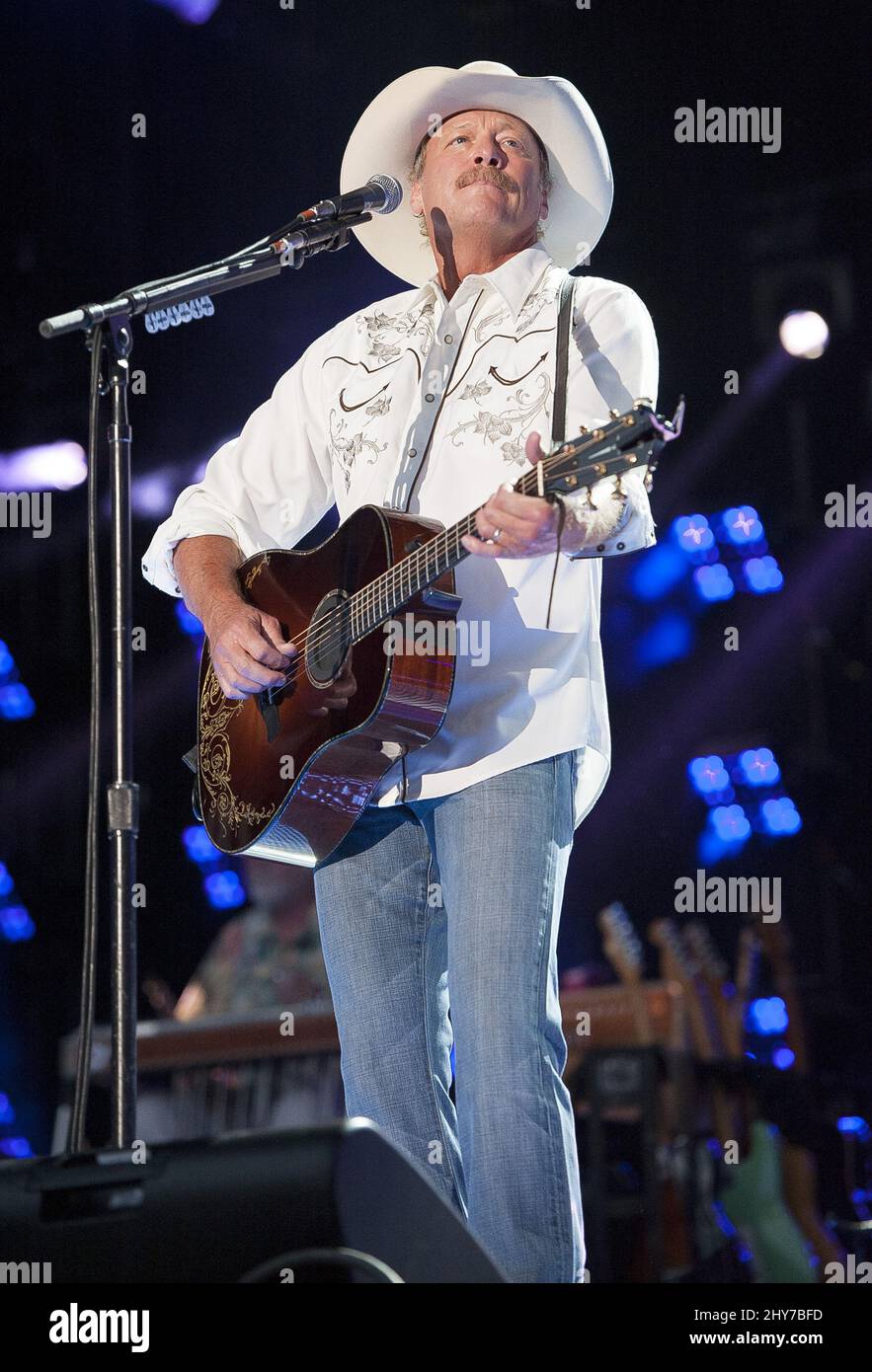 alan jackson 2015 tour