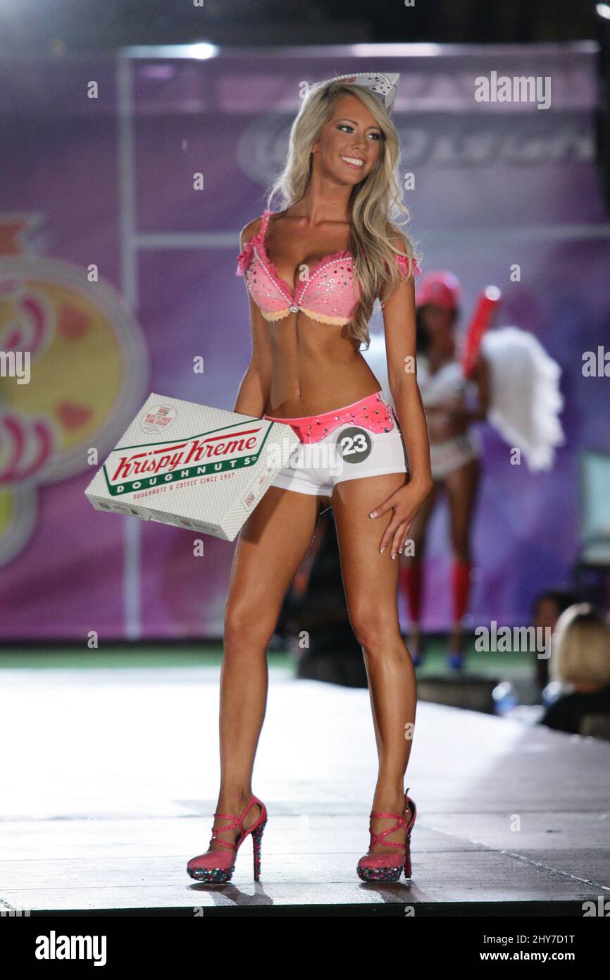 Amanda withee hi-res stock photography and images - Alamy