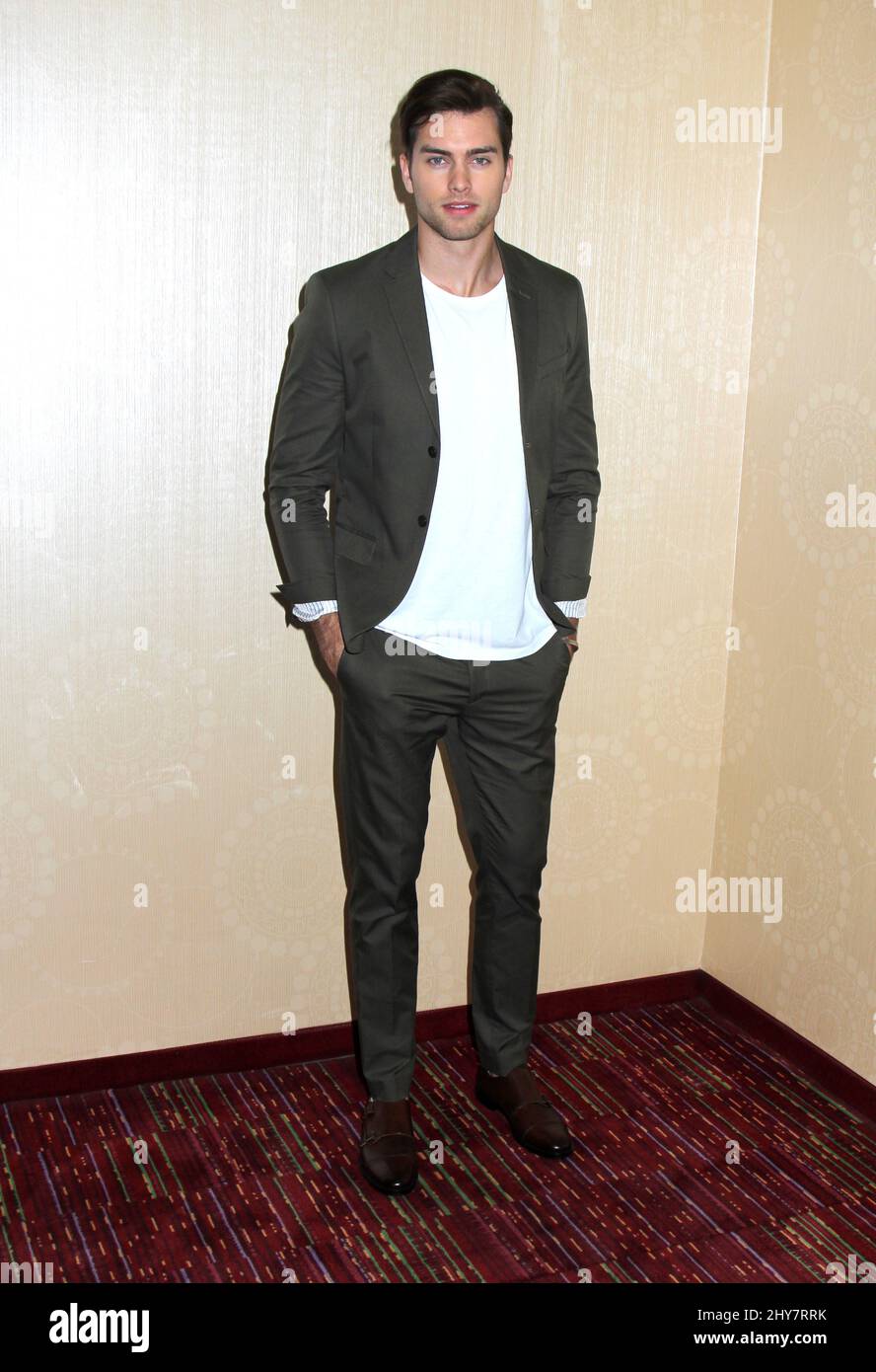 Pierson Fode attending The Bold and the Beautiful "PopUp" Fan Event