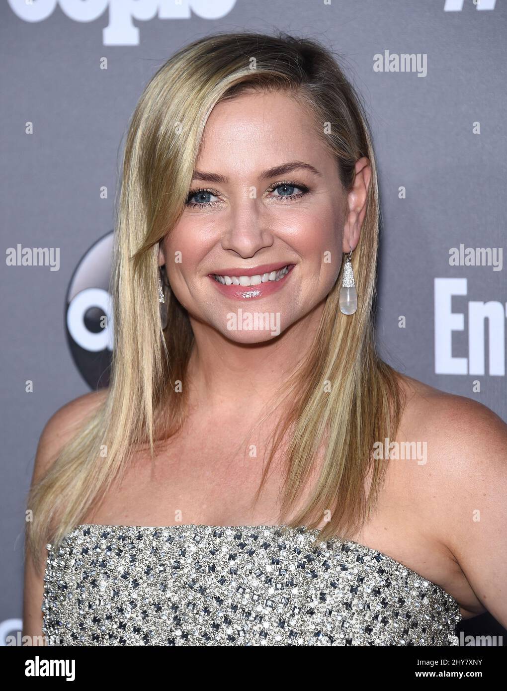 Jessica Capshaw attending the TGIT Premiere Red Carpet Event held at
