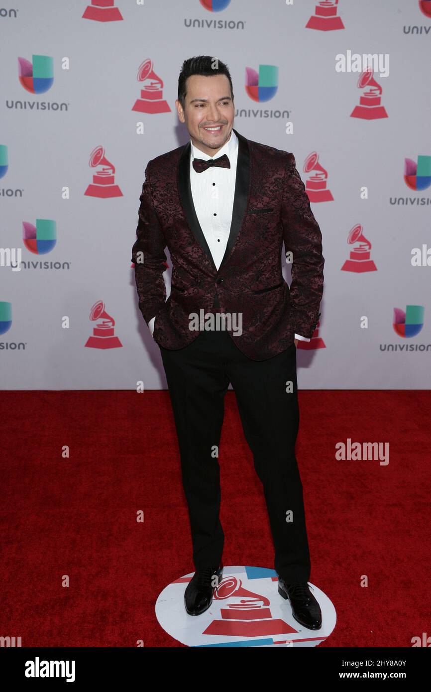 Víctor manuelle 2015 hi-res stock photography and images - Alamy