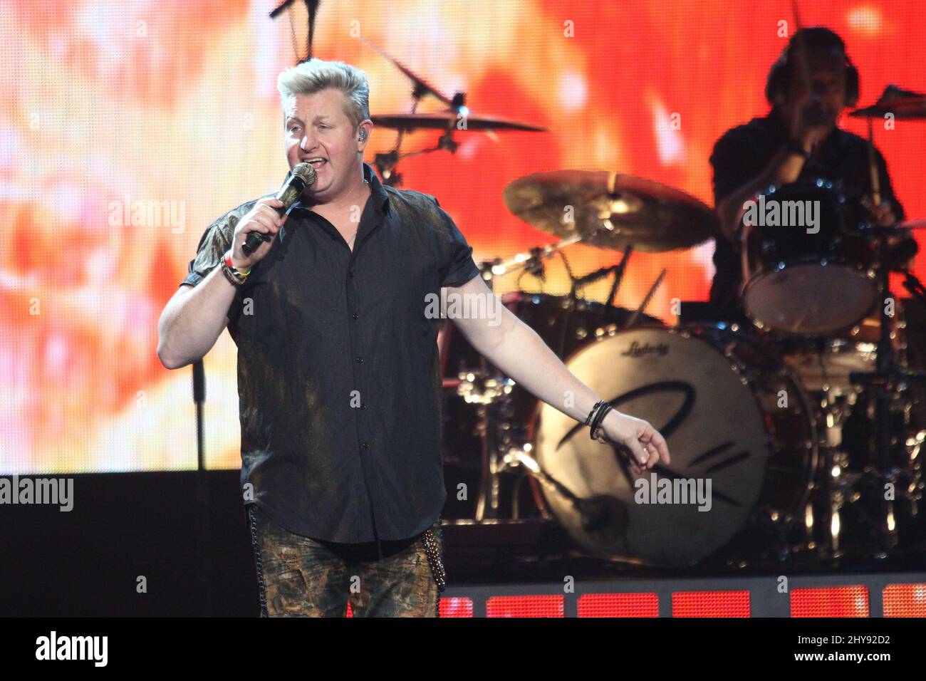 Gary LeVox of Rascal Flatts performs at the Rascal Flatts Rhythm ...