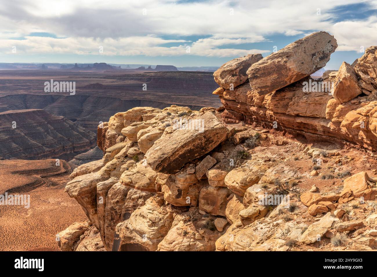 UT00896-00.....UTAH - Sandstone blocks at Muley Point in the Glen Canyon National Recreation Area. Stock Photo
