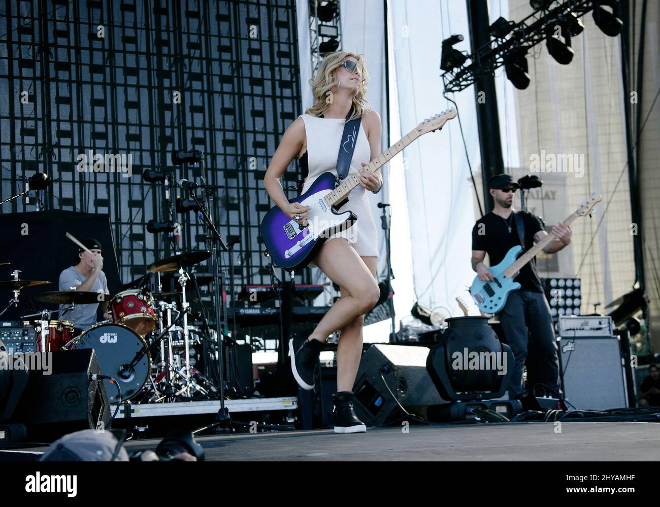 Lindsay Ell performing during the Route 91 Harvest Country Music ...