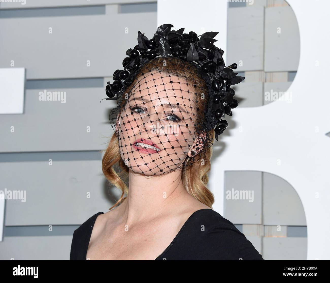 Elizabeth Banks attends the 33rd running of the Breeders'Cup World 