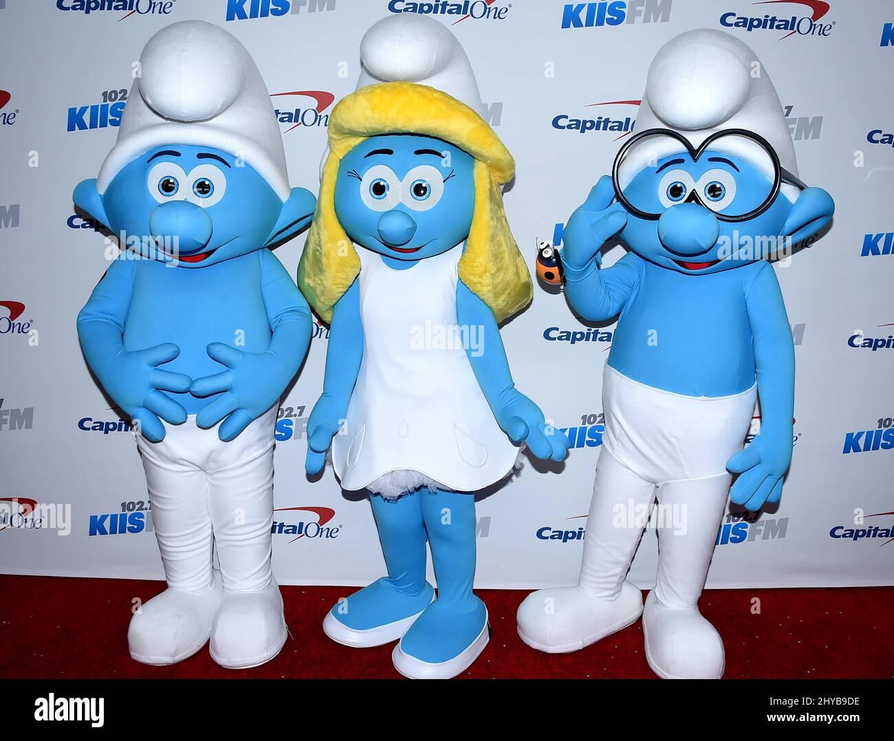Little Blue Smurfs, Miss Smurf Editorial Photography - Image of blue,  houses: 134598862