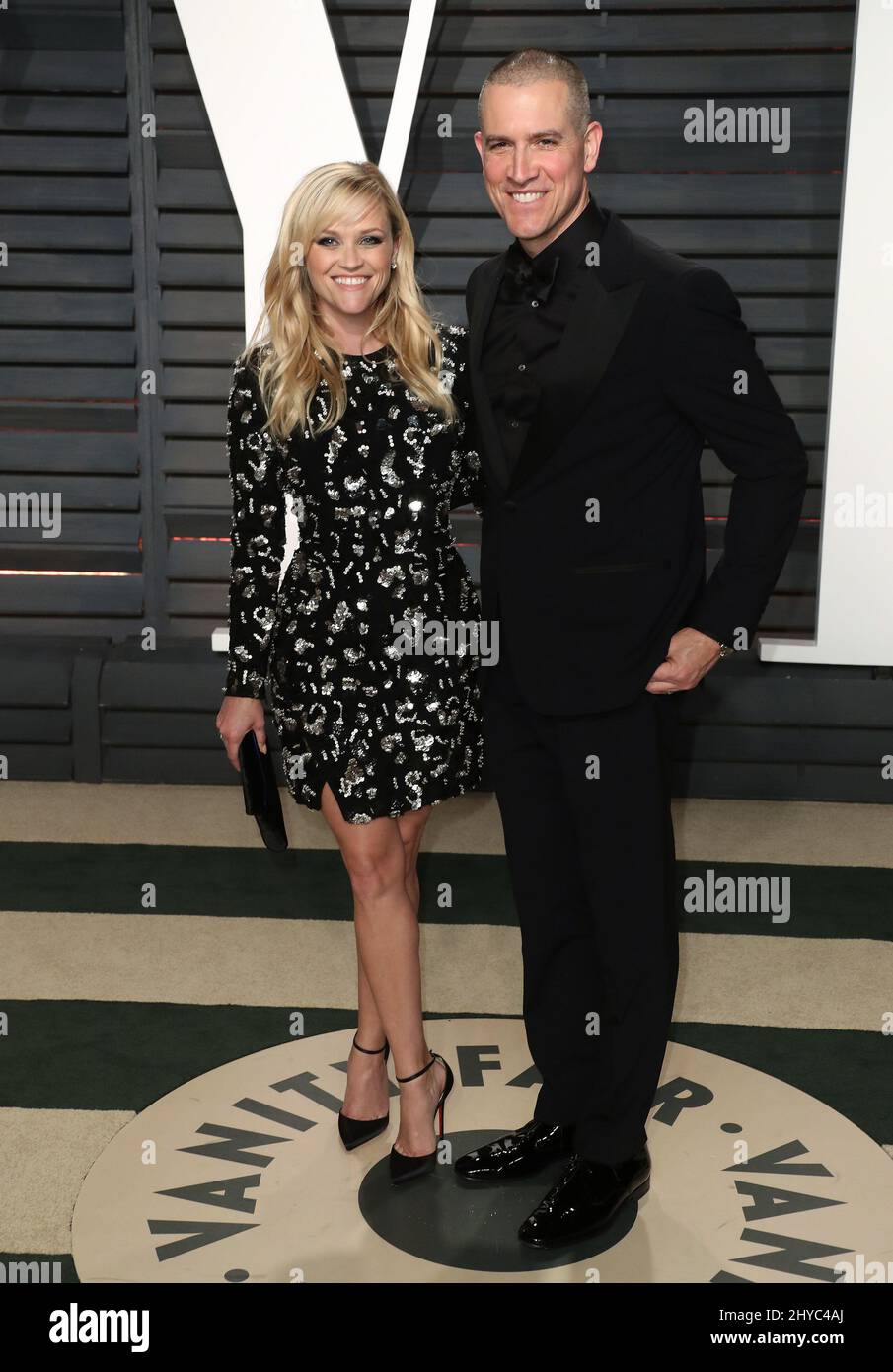 Reese Witherspoon, Jim Toth at 2017 Vanity Fair Oscar Party hosted by Graydon Carter at the Wallis Annenberg Center for the Performing Arts Stock Photo