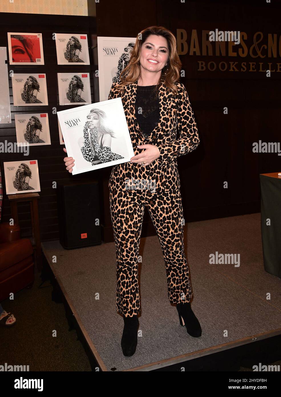 Shania Twain during her "NOW" album/cd signing at Barnes & Noble Book