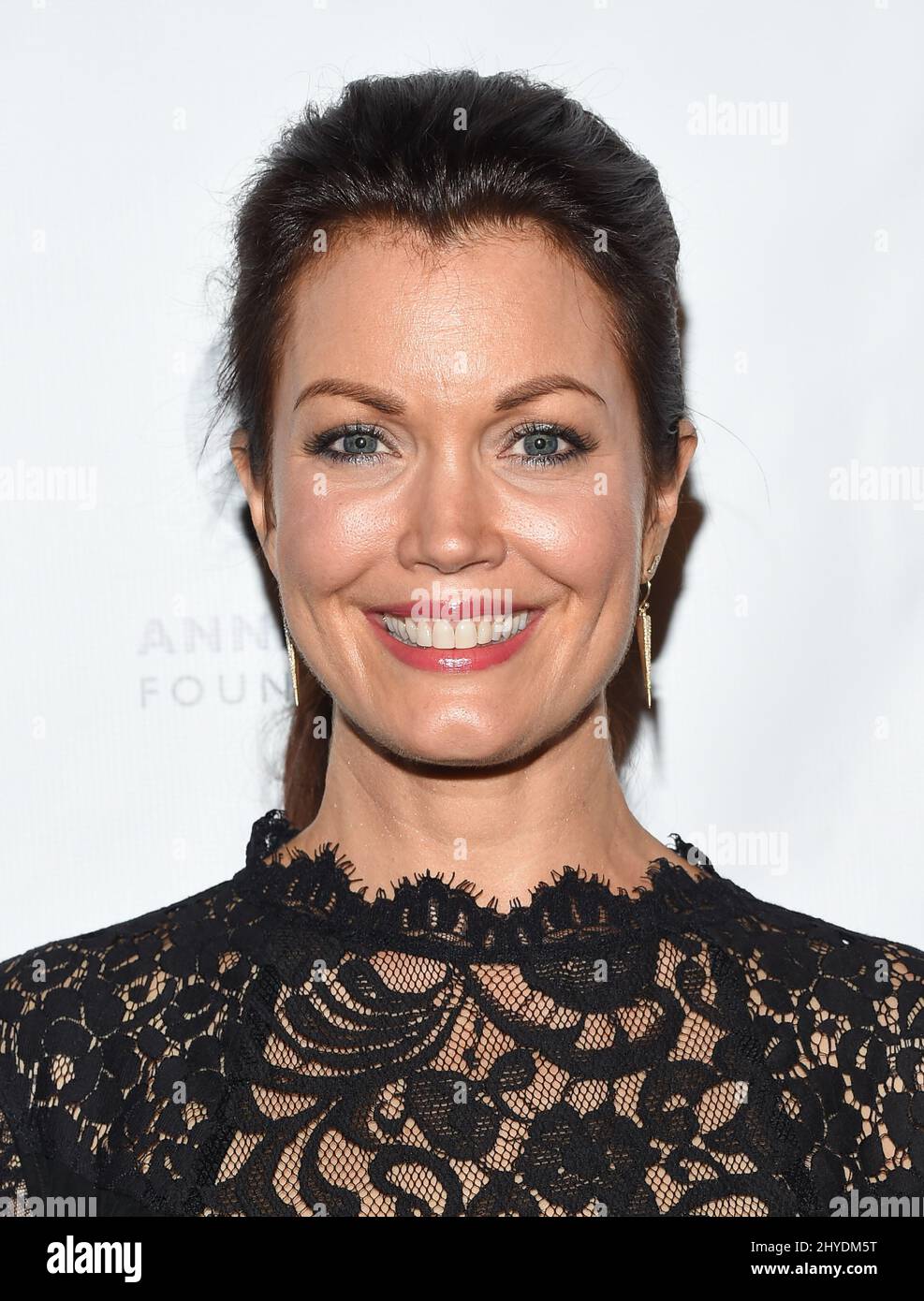 Bellamy Young attending the Sunday matinee of 'Turn Me Loose' at the Wallis Annenberg Center for the Performing Arts in Los Angeles, USA Stock Photo