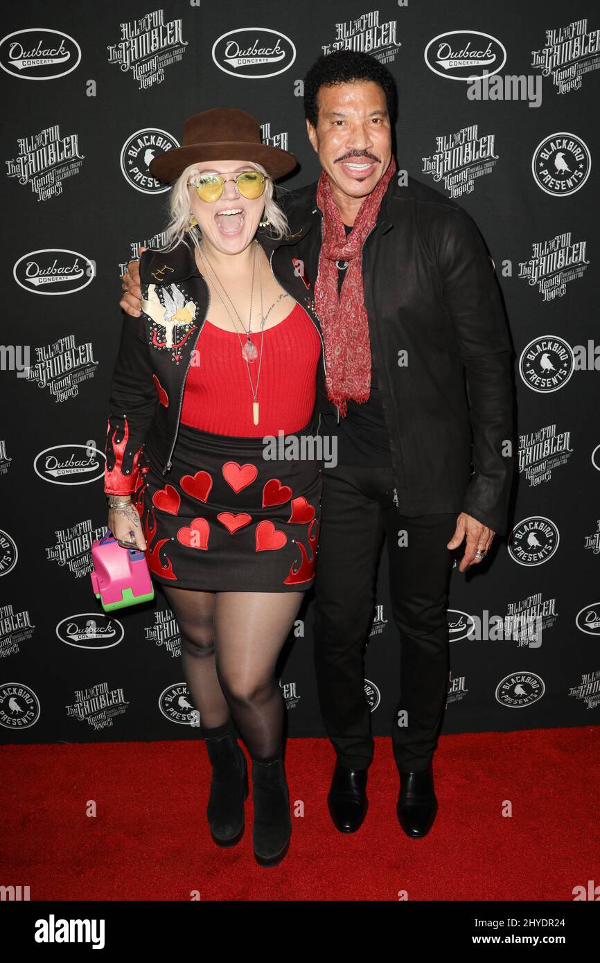 Ellle Richey Elle King and Lionel Richie attending the Kenny Rogers 'All In For the ...