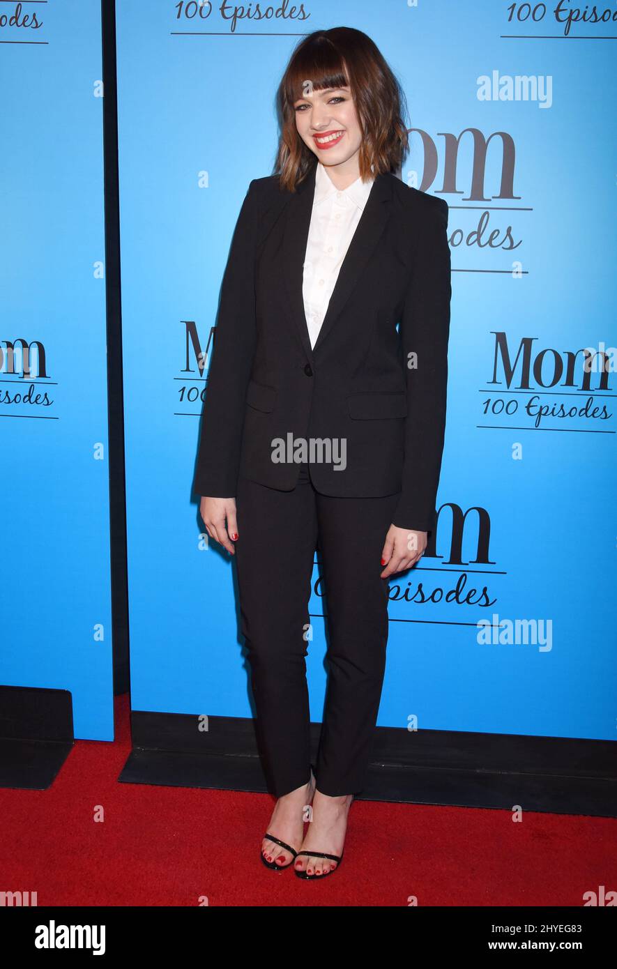Sadie Calvano arriving for the "Mom" 100th Episode Celebration held at