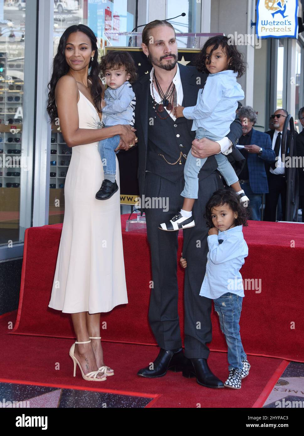 Zen Perego Zoe saldana star ceremony hi-res stock photography and images - Alamy