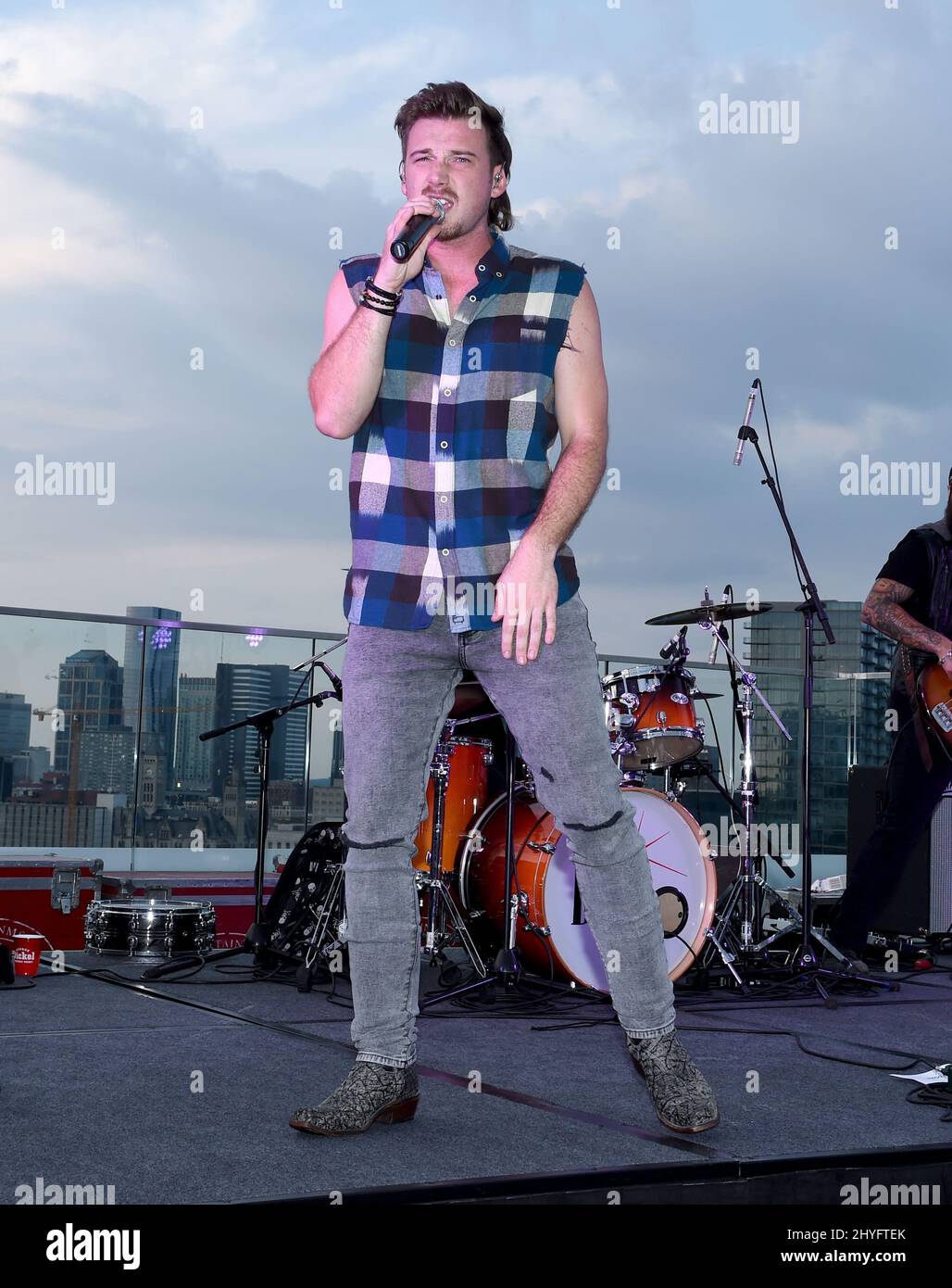 Wallen performing during the BMI Rooftop on the Row
