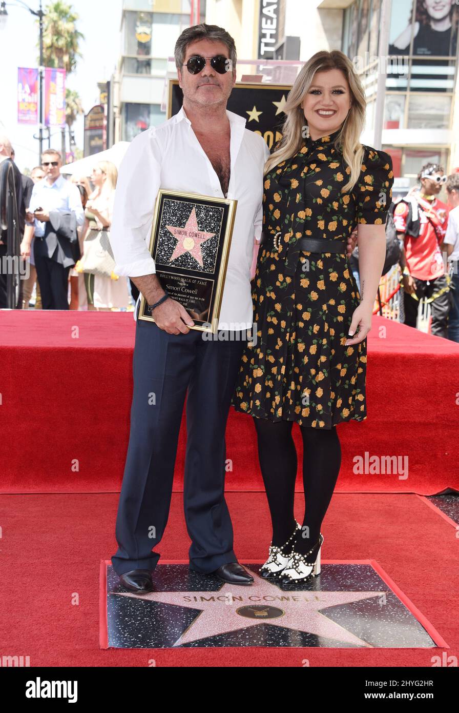 Simon cowell kelly clarkson hi-res stock photography and images - Alamy