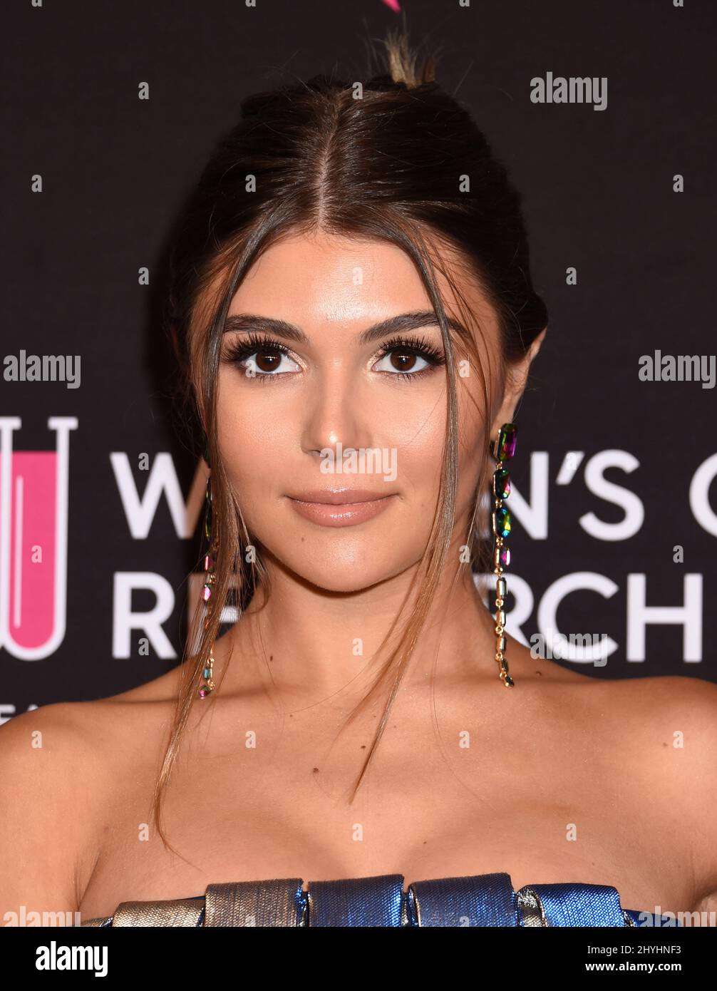 Olivia Jade Giannulli arrives at The Women's Cancer Research Fund's An