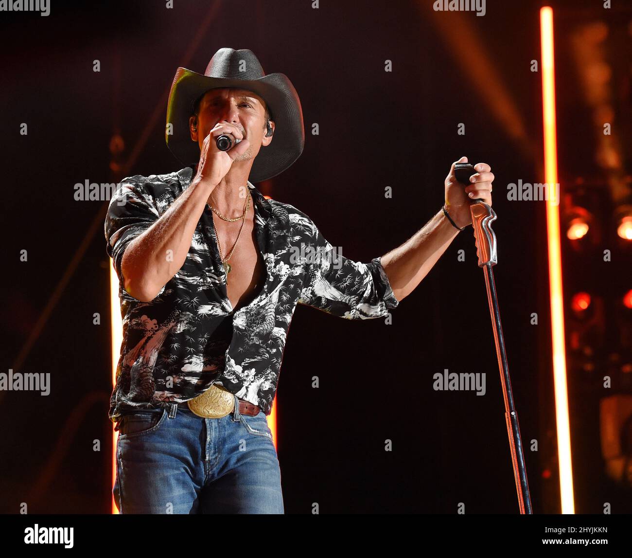 Country music singer and actor Tim McGraw, the son of former baseball  player Tug McGraw, is shown performing on stage during a live concert  appearance Stock Photo - Alamy