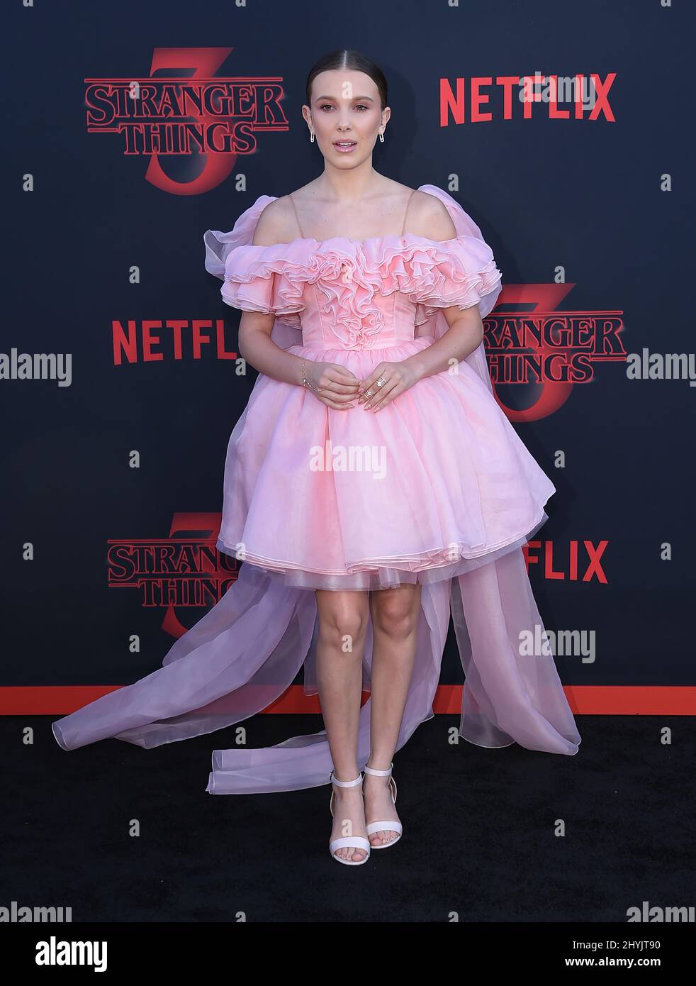 LOS ANGELES JUN 28 - Millie Bobby Brown at the Stranger Things Season 3  World Premiere at the Santa Monica High School on June 28, 2019 in Santa  Monica, CA 8269353 Stock Photo at Vecteezy