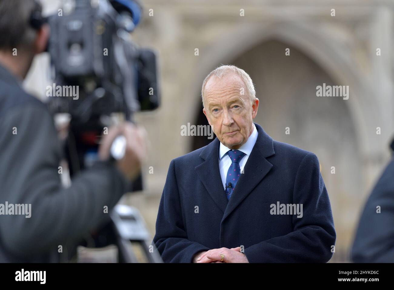 Nicholas Witchell - BBC Royal Correspondent- reporting outside the Commonwealth Service at Westminster Abbey, London, 14th March 2022. Stock Photo