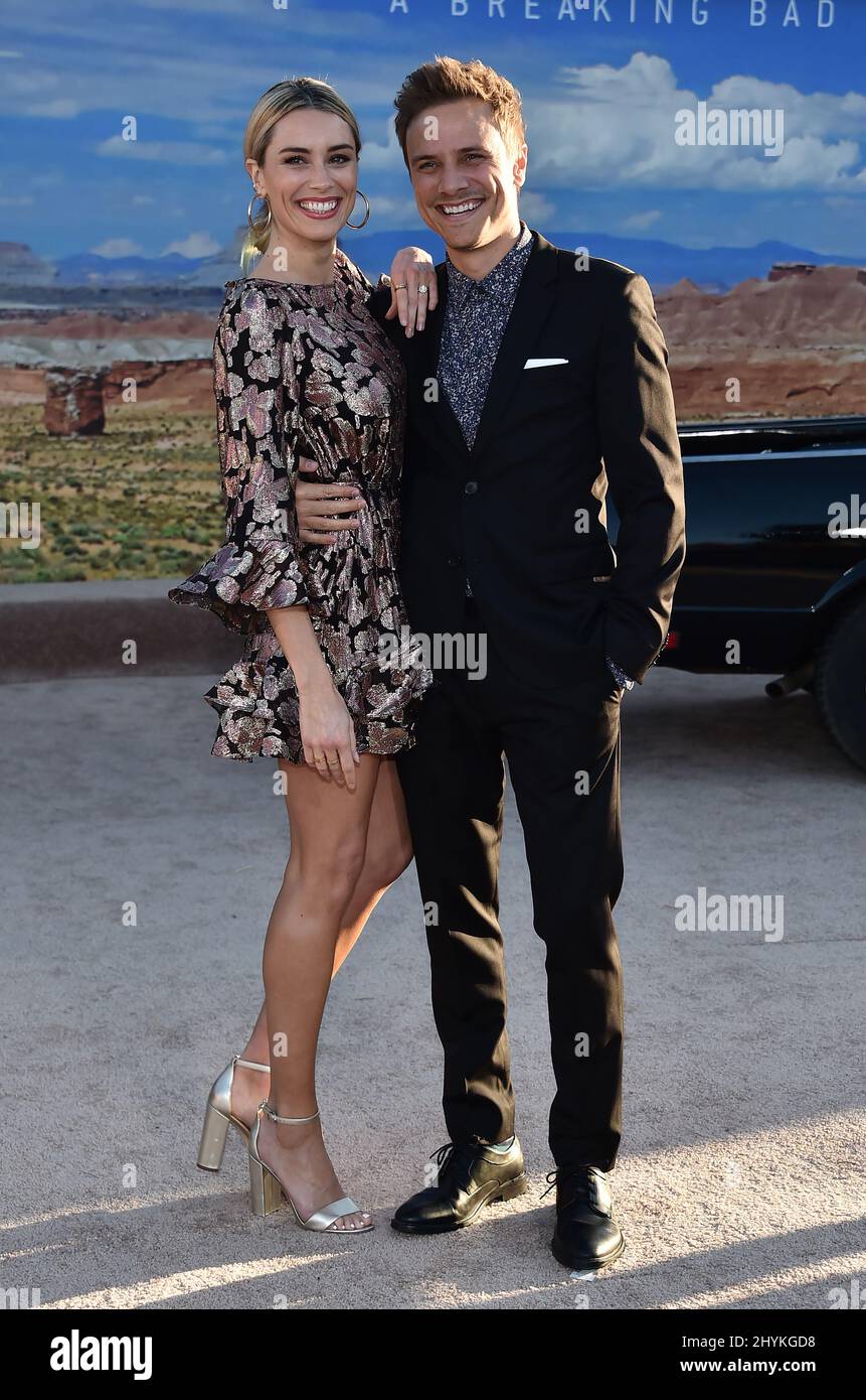 Arielle Vandenberg at the premiere of Netflix's "El Camino: A Breaking