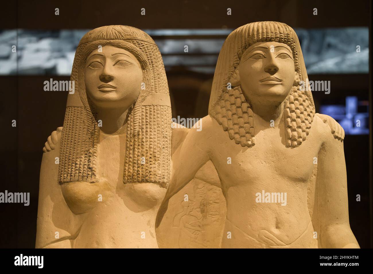 Torino, Italy - August 14, 2021: Statue of the craftsman Pendua and of his wife Nefertari at the Egyptian Museum of Turin, Italy. Stock Photo