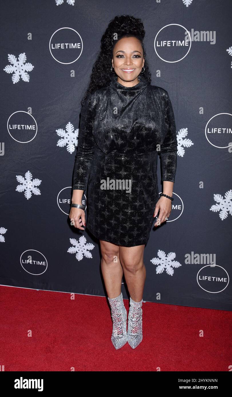 Sophia Coppola (wearing a Louis Vuitton dress, shoes, and clutch) at  arrivals for SOMEWHERE Premiere, Arclight Hollywood, Los Angeles, CA  December 7, 2010. Photo By: Dee Cercone/Everett Collection Stock Photo -  Alamy