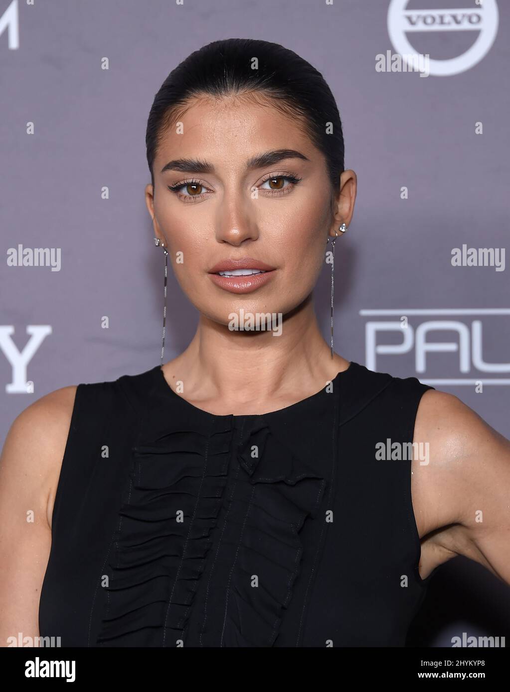 Nicole Williams at the 2019 Baby2Baby Gala presented by Paul Mitchell