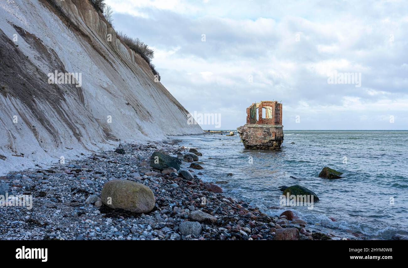 Tide gauge hires stock photography and images Alamy