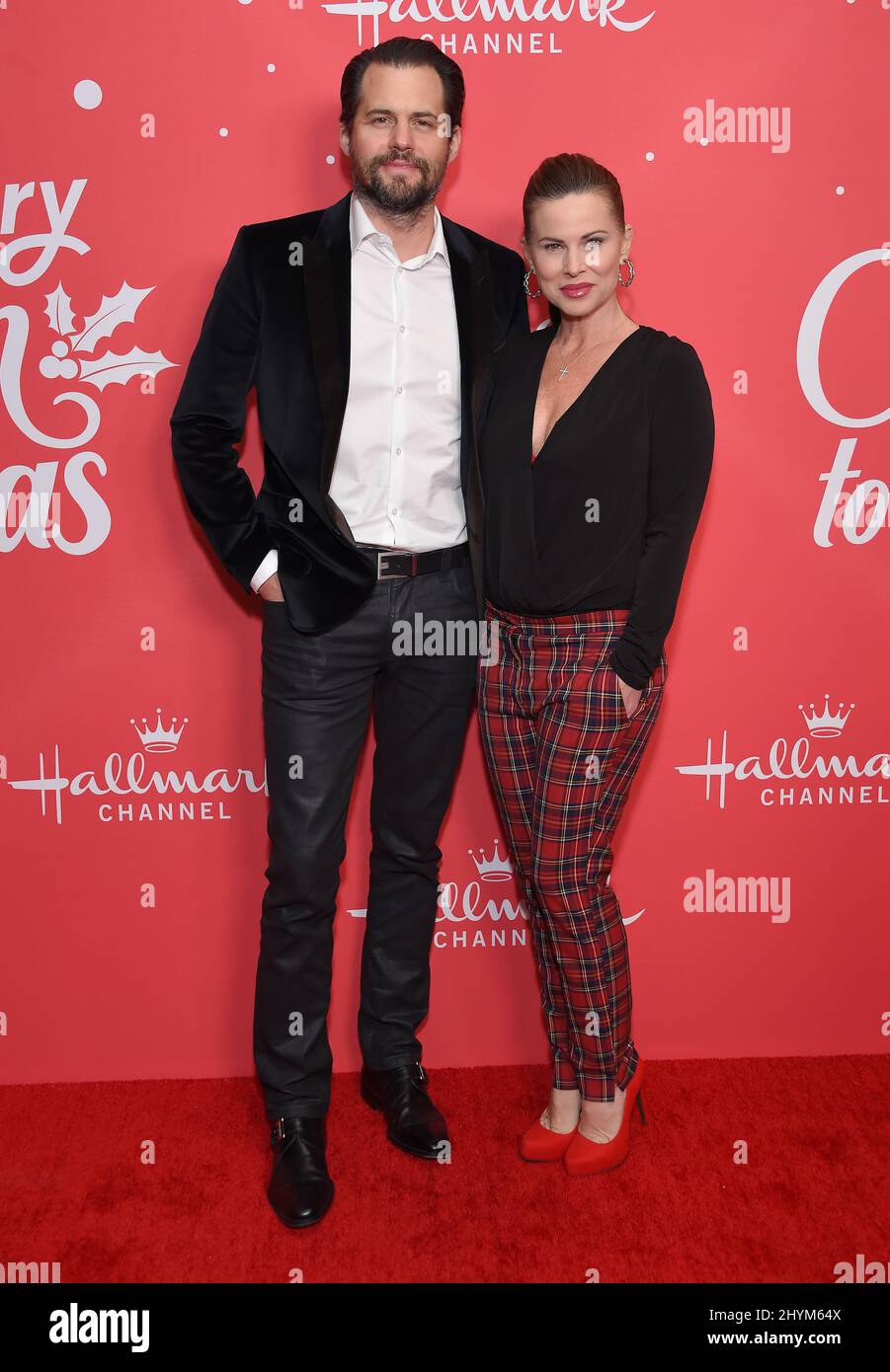 Kristoffer Polaha and Julianne Morris attending the Christmas Under the Stars€™ Special Screening in Los Angeles Stock Photo