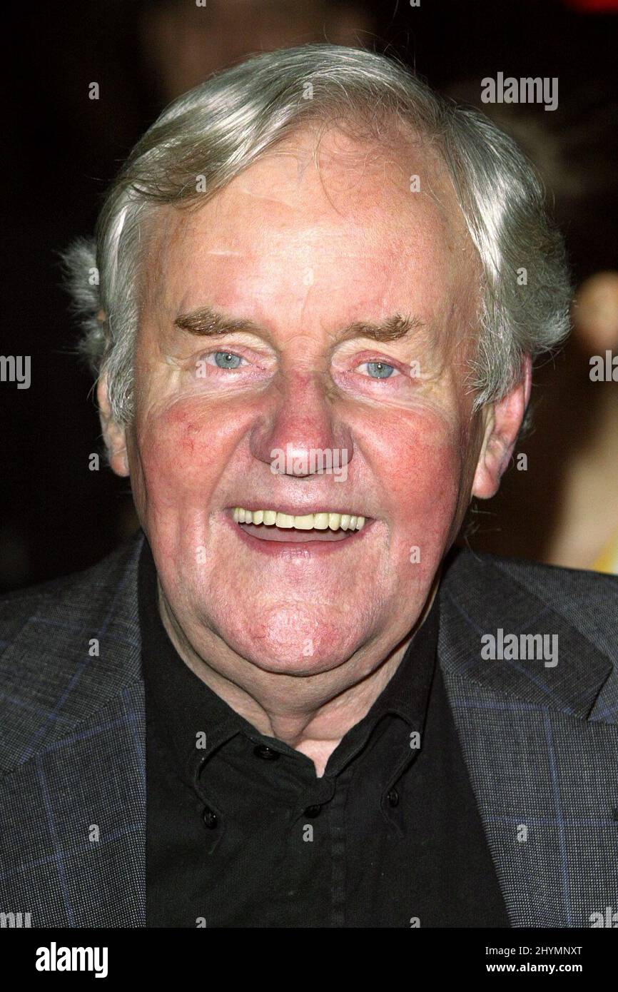 RICHARD BRIERS ATTENDS THE ”PETER PAN' FILM PREMIERE IN LONDON. PICTURE: UK PRESS Stock Photo