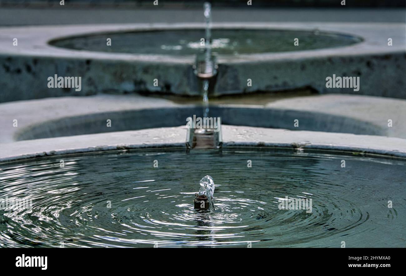 Brass water fountain hi-res stock photography and images - Alamy