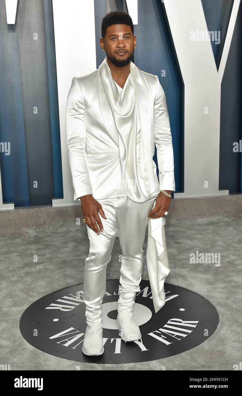 Usher at the Vanity Fair Oscar Party 2020 held at the Wallis Annenberg Center for the Performing Arts on February 9, 2020 in Beverly Hills, Los Angeles. Stock Photo