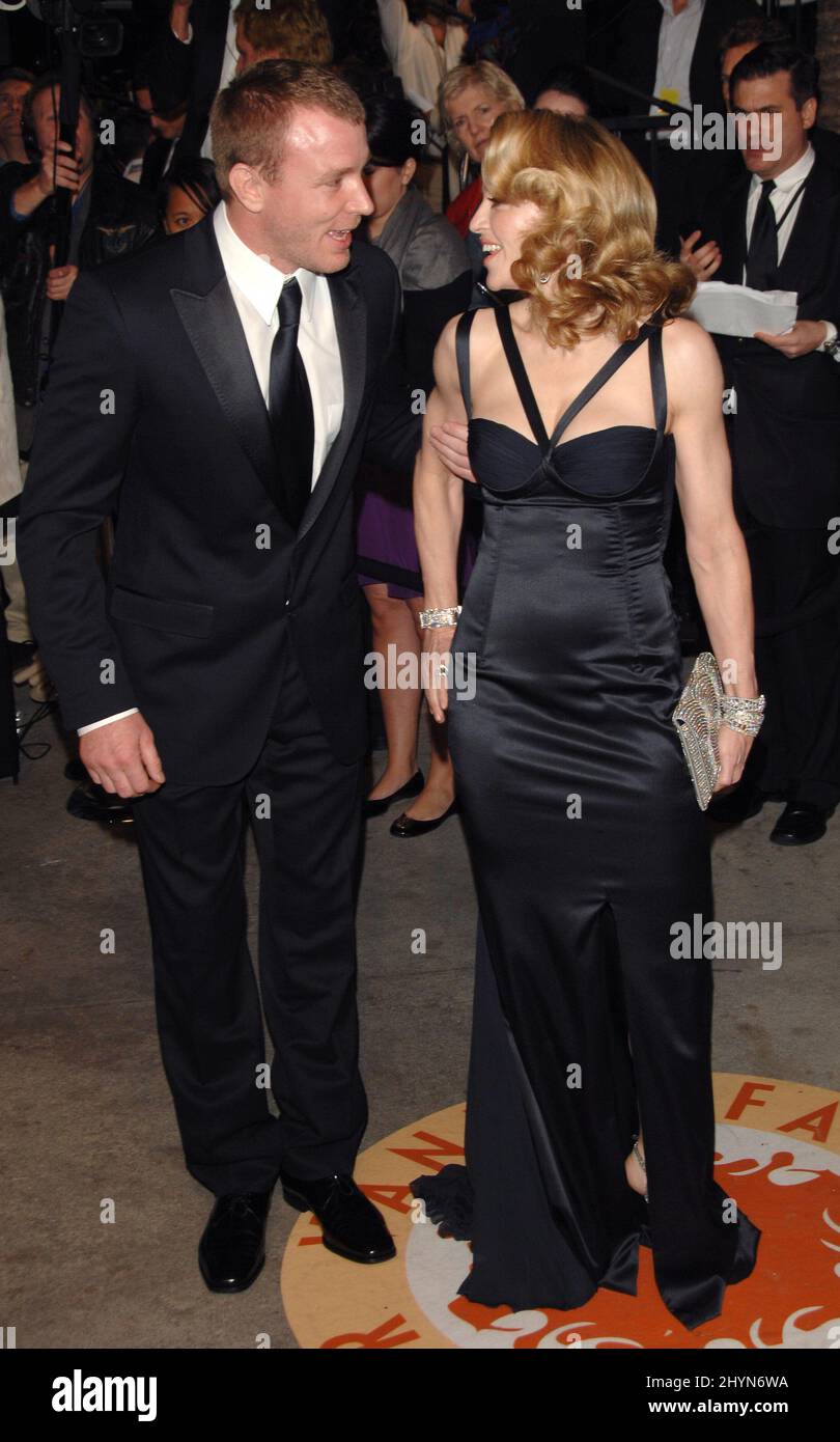 Madonna guy ritchie vanity fair hi-res stock photography and images - Alamy