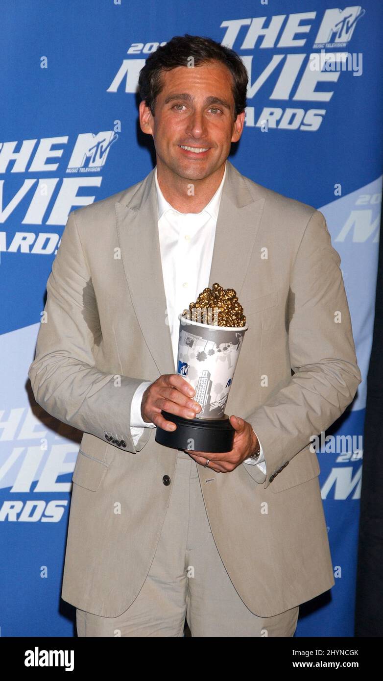 Steve Carell attends the 2006 MTV Movie Awards at Sony Studios, Los