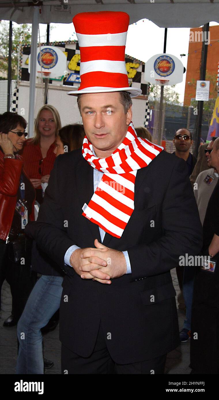 ALEC BALDWIN ATTENDS 'DR SEUSS' THE CAT IN THE HAT' FILM PREMIERE IN