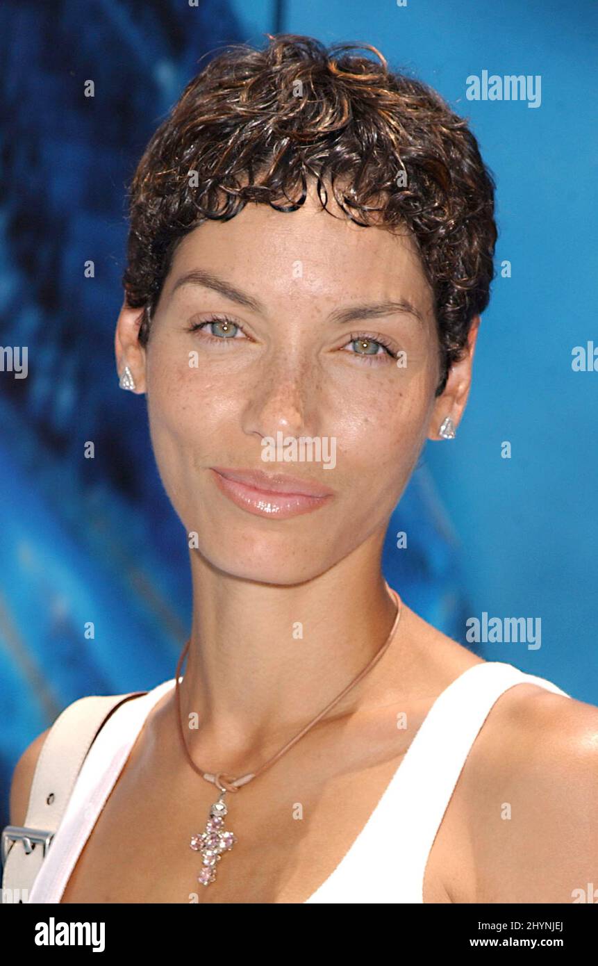 NICOLE MURPHY ATTENDS THE 'FINDING NEMO' HOLLYWOOD PREMIERE. PICTURE(08)