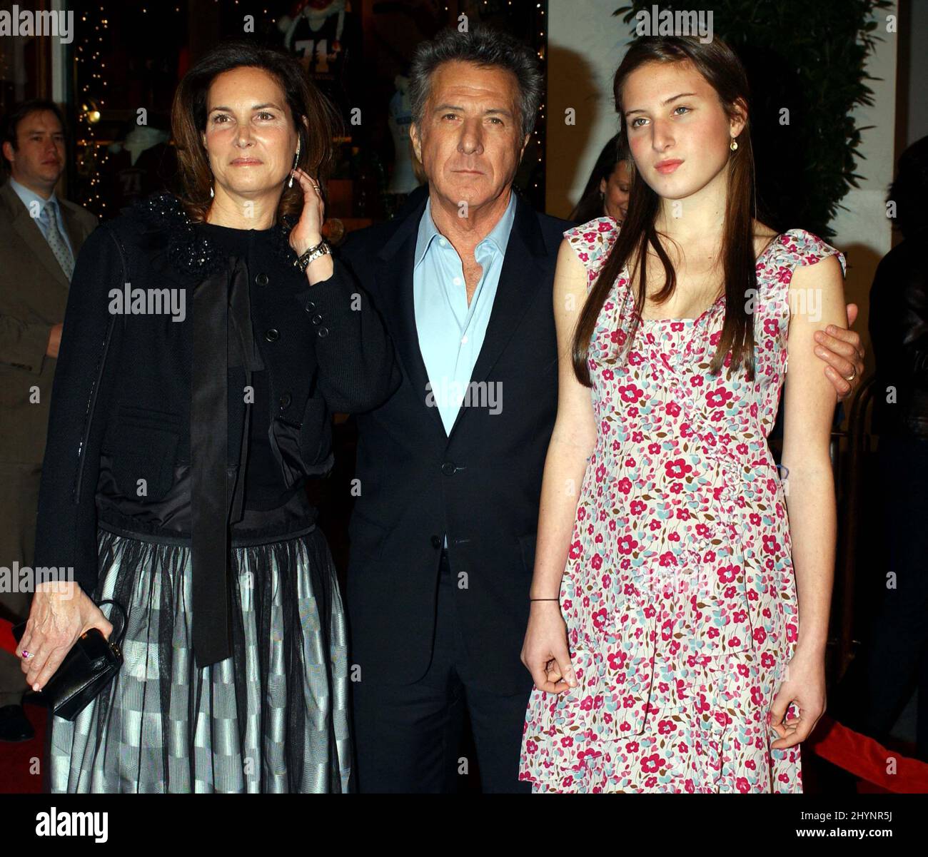 Dustin Hoffman & Family attend the 'Meet The Fockers' film Premiere in