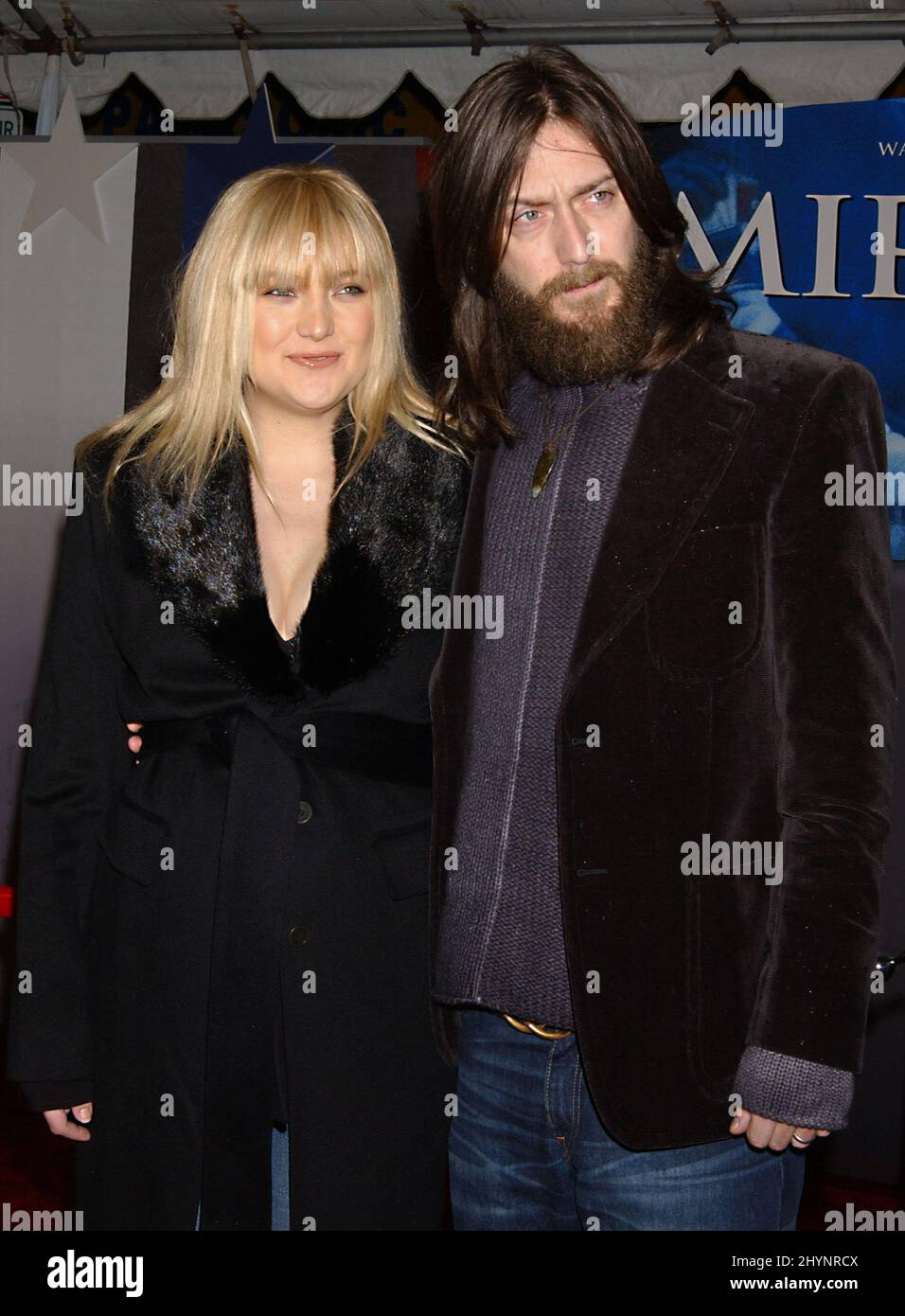 KATE HUDSON & CHRIS ROBINSON ATTEND THE 'MIRACLE' WORLD FILM PREMIERE IN HOLLYWOOD. PICTURE: UK PRESS Stock Photo