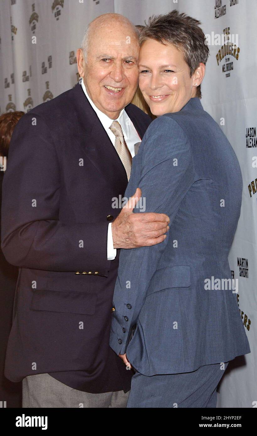 JAMIE LEE CURTIS & CARL REINER ATTEND 'THE PRODUCERS' PLAY OPENING NIGHT HELD AT THE PANTAGES THEATRE, HOLLYWOOD. PICTURE: UK PRESS Stock Photo