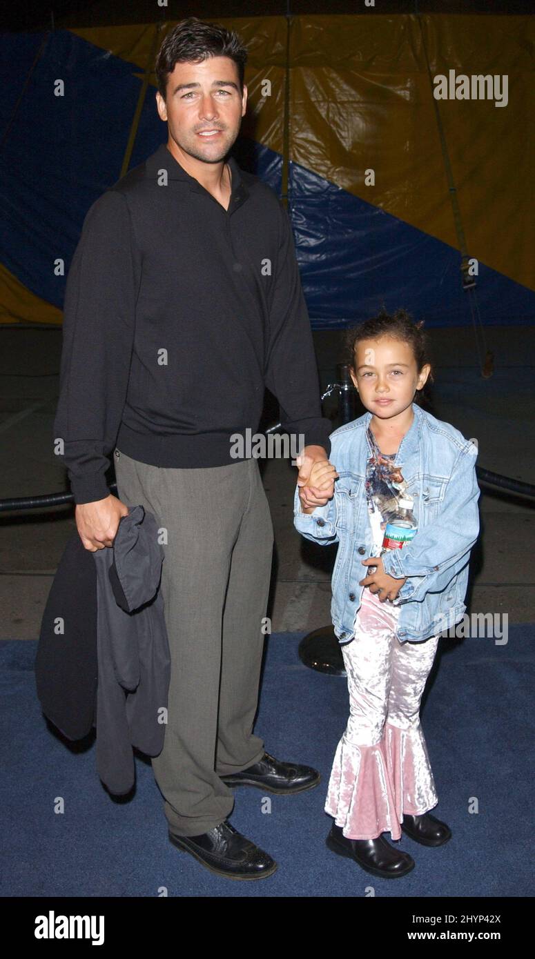 KYLE CHANDLER & DAUGHTER SYDNEY ATTEND 'VAREKAI' CIRQUE DU SOLEIL PREMIERE IN CALIFORNIA. PICTURE: UK PRESS Stock Photo