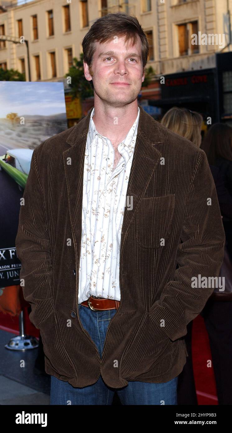 Peter Krause attends the Premiere of HBO&rsquo;s &lsquo;Six Feet Under&rsquo; Fifth
