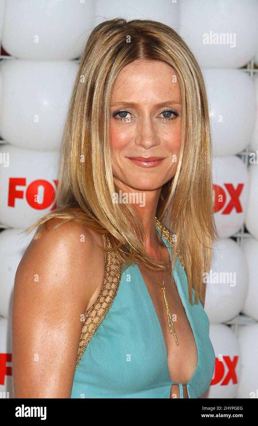 Kelly Rowan attends the FOX All-Star TCA Summer Party 2005in Santa Monica.  Picture: UK Press Stock Photo - Alamy