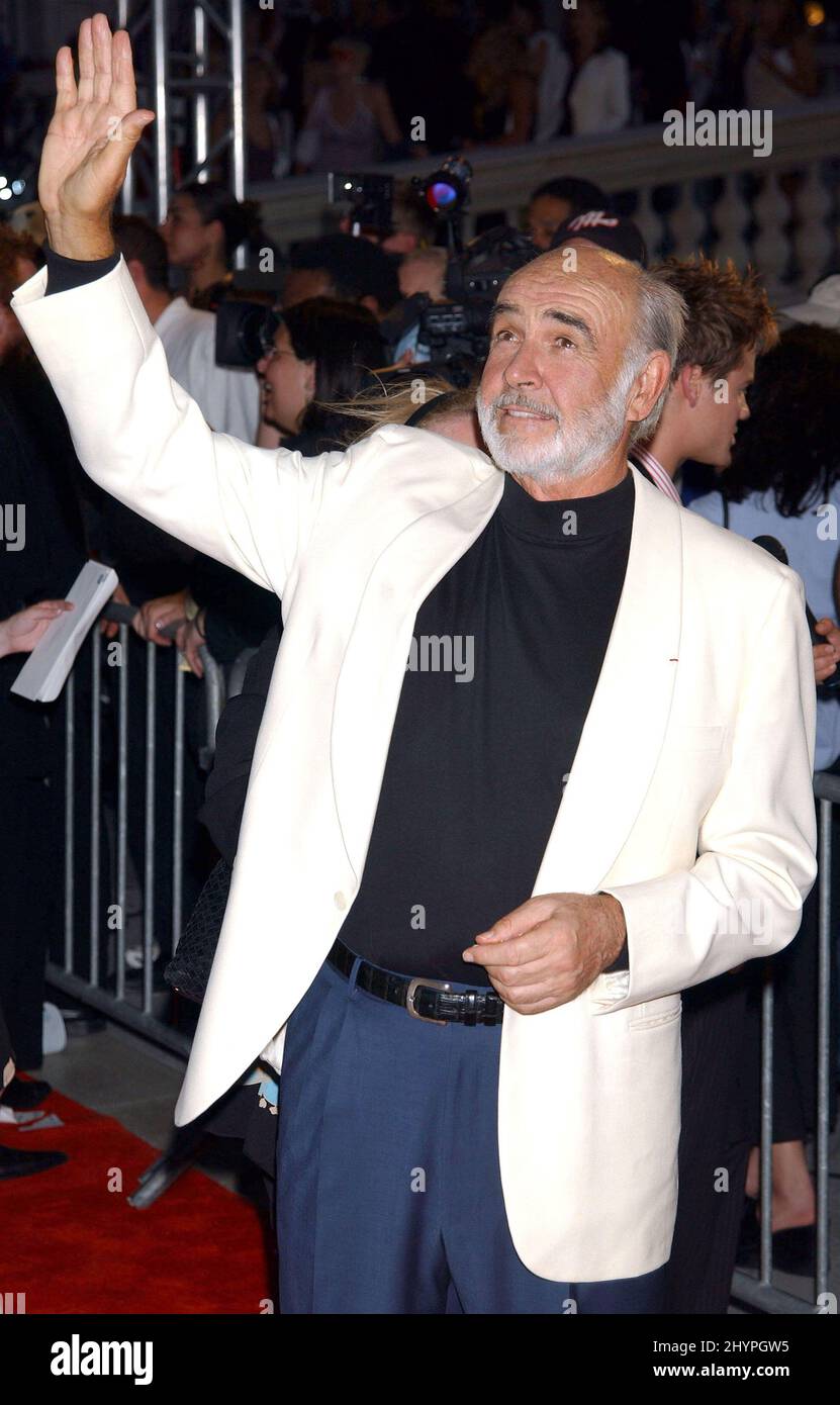 SEAN CONNERY ATTENDS 'THE LEAGUE OF EXTRAORDINARY GENTLEMEN' PREMIERE IN LAS VEGAS. PICTURE UK