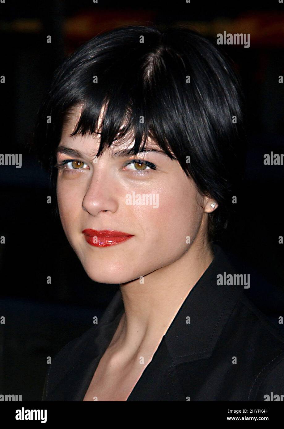 SELMA BLAIR ATTENDS THE BULLETPROOF MONK FILM PREMIERE HELD AT GRAUMAN'S CHINESE THEATRE IN HOLLYWOOD, USA. PICTURE: UK PRESS Stock Photo