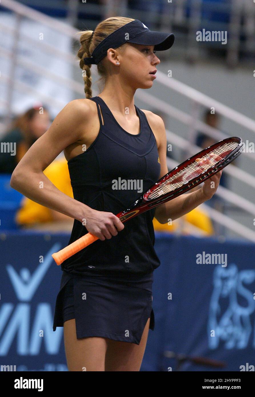 Anna kournikova tennis hi-res stock photography and images - Alamy