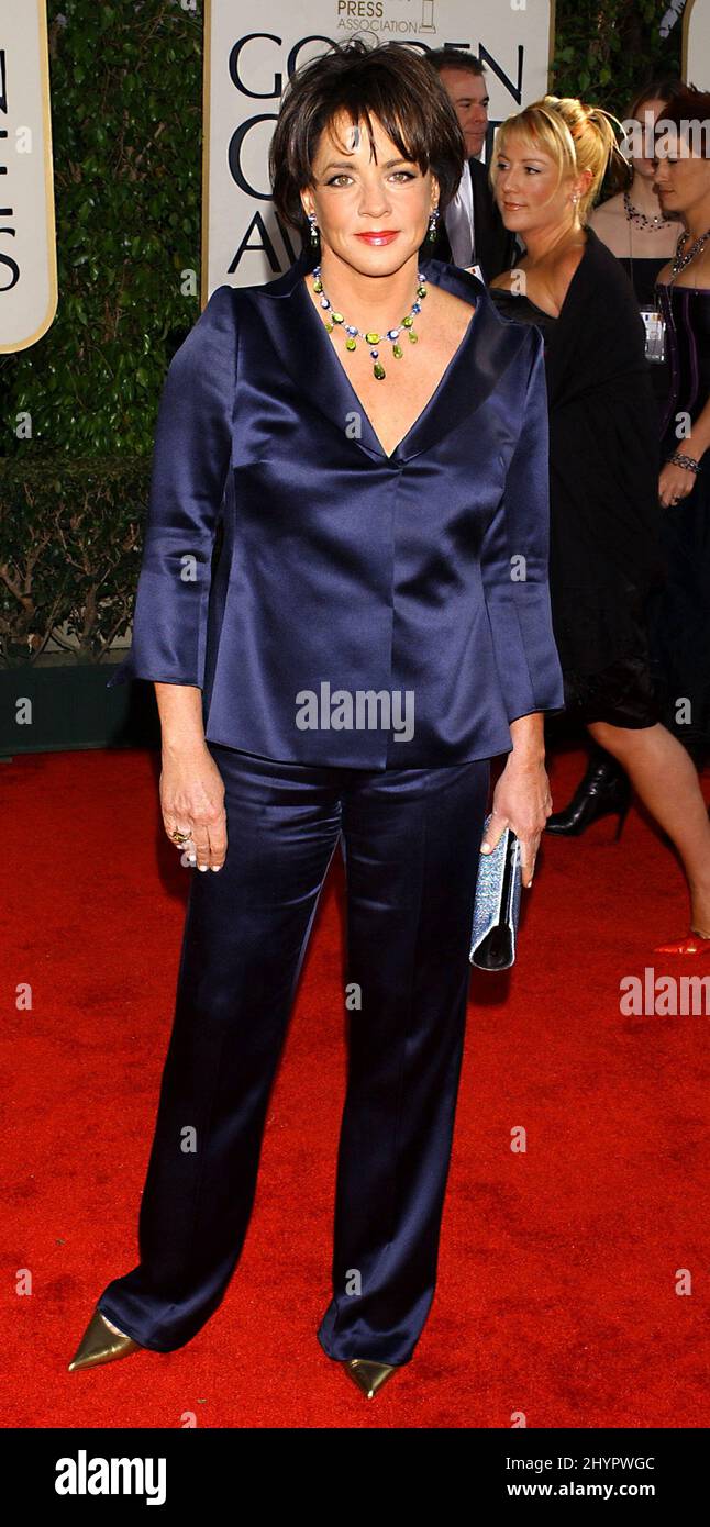 STOCKARD CHANNING ATTENDS THE 61st ANNUAL GOLDEN GLOBE AWARDS IN los-angeles-ca-august-28-2006-actress-stockard-channing-at-the-2006