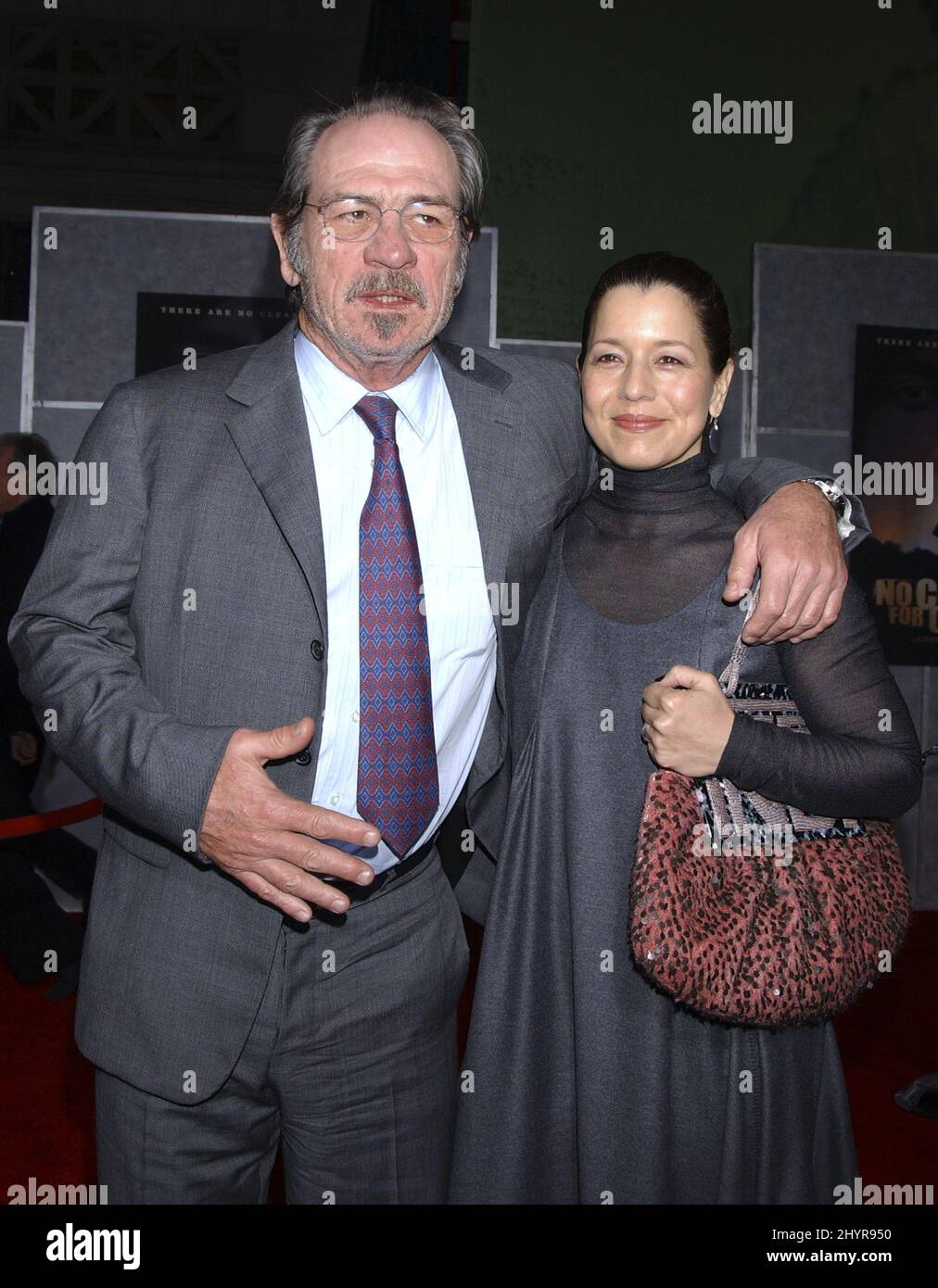 Tommy Lee Jones and wife Dawn arrive at the premiere for No Country For Old Men, held at the El Capitan Theatre, Los Angeles, USA Stock Photo