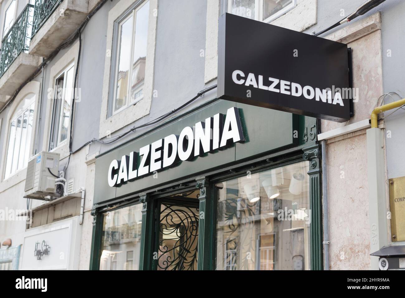 Calzedonia store front Stock Photo