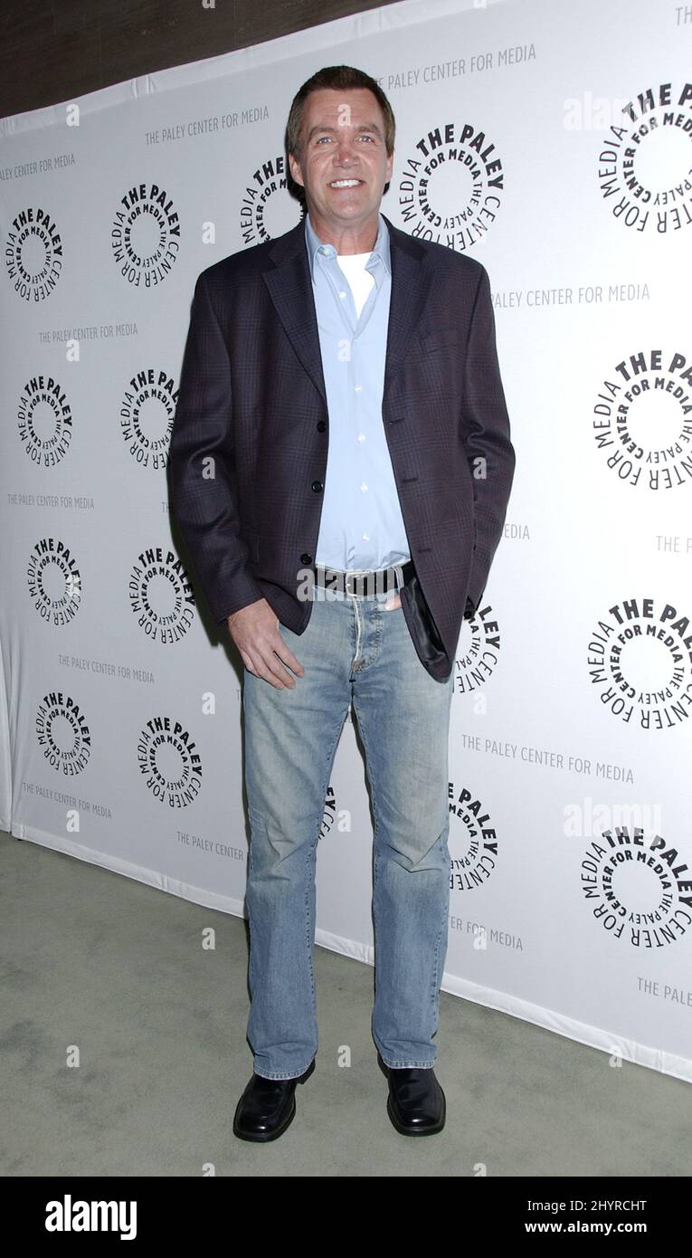 Neil Flynn Scrubs - How Tall Is Neil Flynn? The Janitor From Scrubs Stands Tall