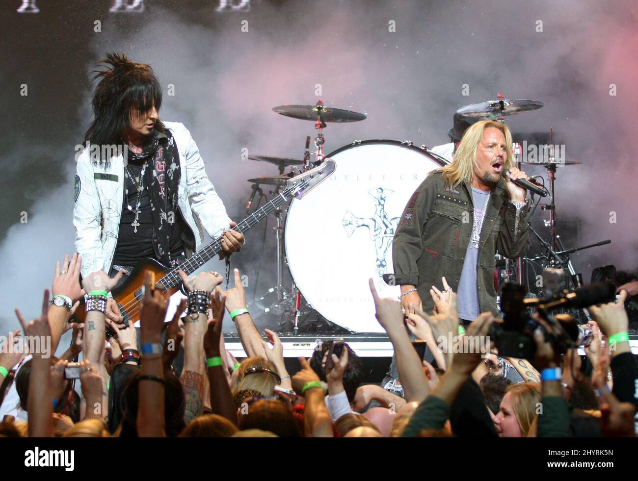 Mötley Crüe live performance