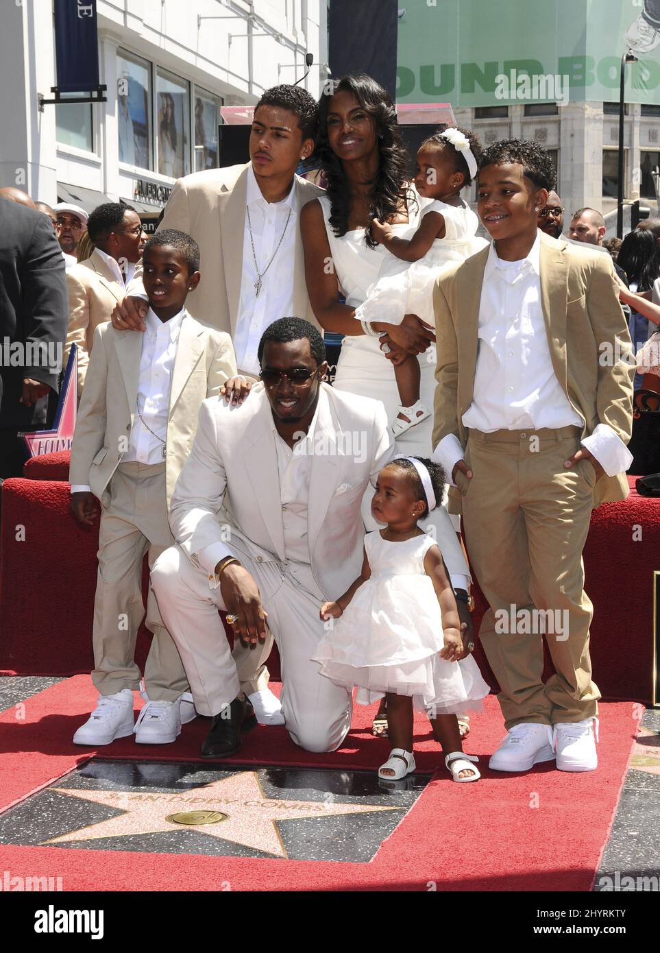 Sean Combs, Kim Porter with sons Justin, Christian and Quincy with twin  daughters D'Lila and Jessie during the Walk of Fame Ceremony where he was  honoured and a star named after him, image size:963x1390